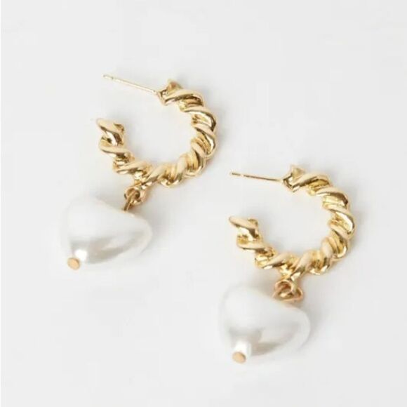 heart hoop earrings A152 - Picture 1 of 3